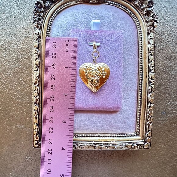 Heart Locket Charm Pendant 18k Gold PVD Stainless Steel Rose Design And Clasp - Picture 3 of 16